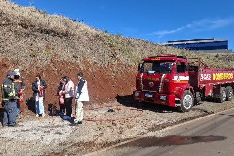 SCAB de Casca realiza treinamento de combate a incêndio e primeiros socorros no Edifício Turim
