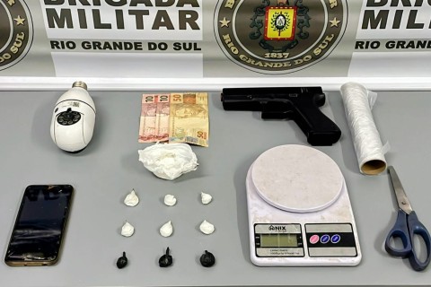 Brigada Militar apreende adolescente por ato infracional análogo ao tráfico de drogas em Nova Bassano